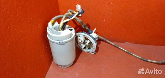 Насос топливный правый Туарег бензонасос 2002-10