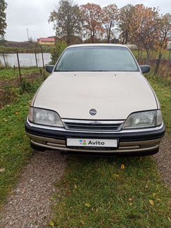 Opel Omega 2.0 МТ, 1988, 447 901 км