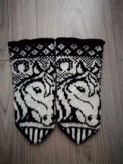 Варежки женские