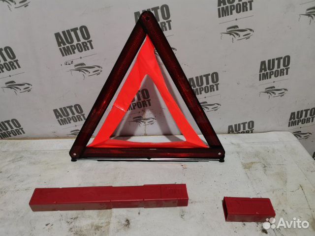 Знак аварийной остановки Audi A3 8P 2009