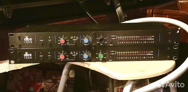 Рековый студийный компрессор Dbx 160a