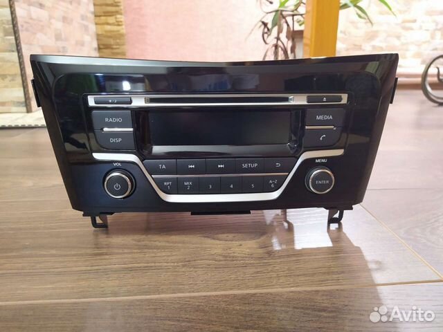 Мультимедийное головное устройство