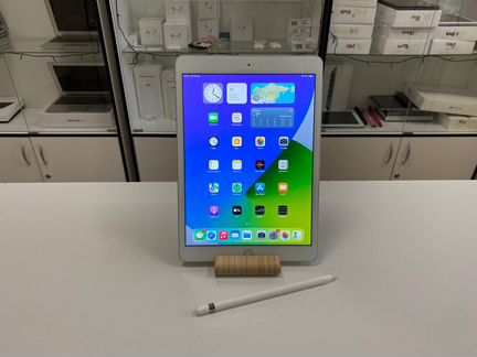 iPad 8 32gb + Apple Pencil (комплект)