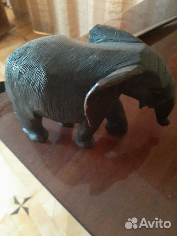 Слон сувенирный из красного дерева