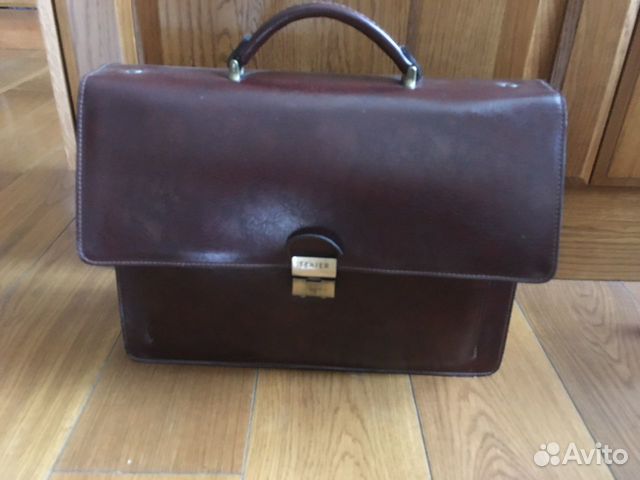Мужской кожаный портфель