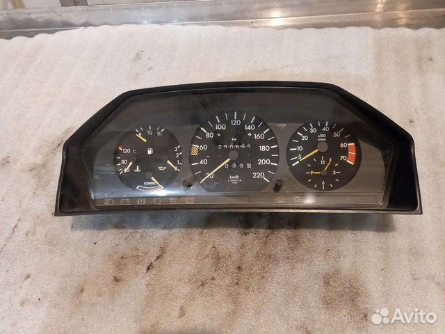 Панель приборов Мерседес E-class W124