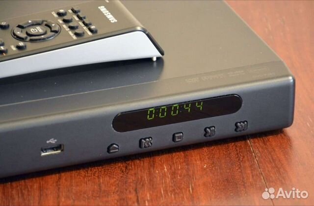 DVD-плеер Samsung DVD-P380