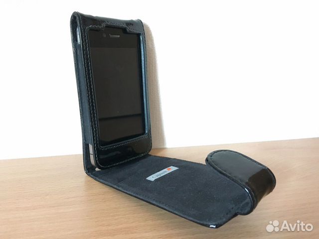 Чехол «Cygnett» для iPhone 4, 4S кожа, черный, лак