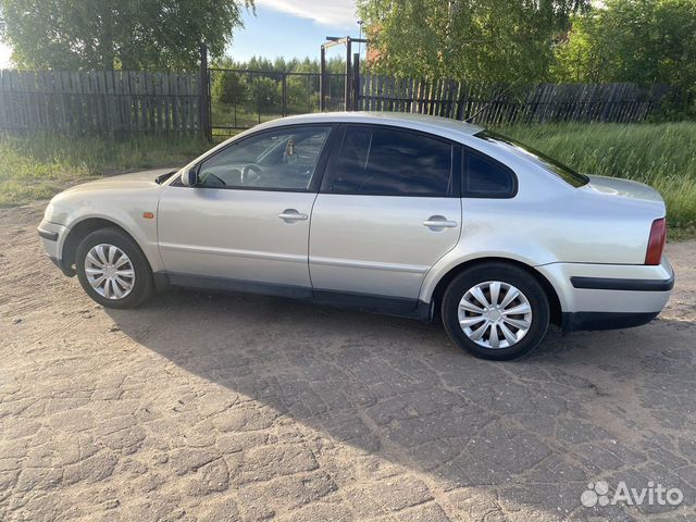 Volkswagen Passat 1.6 МТ, 1997, 250 000 км