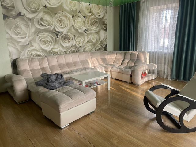 4-к. квартира, 150 м², 3/5 эт.