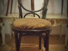 Старые стулья из коллекции винтажа