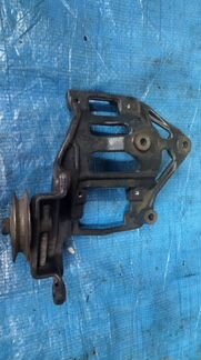 Кронштейн компрессора кондиционера Pajero 6G74