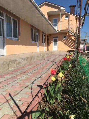 Комната 16 м² в 4-к., 2/2 эт.