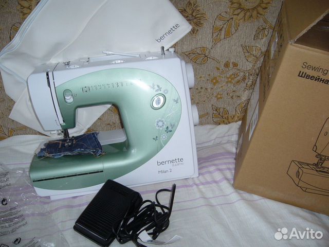 Машина швейная Милана, оверлог, вышивка гладью