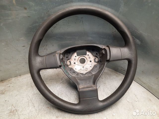 VW Caddy 3 04-15 Рулевое колесо
