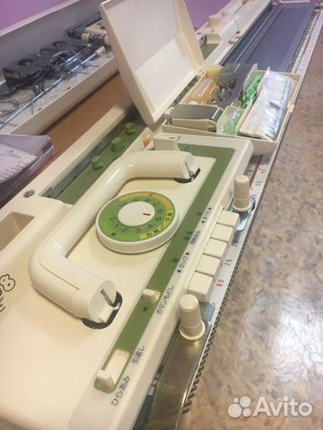 Японская вязальная машина Brother KH-881