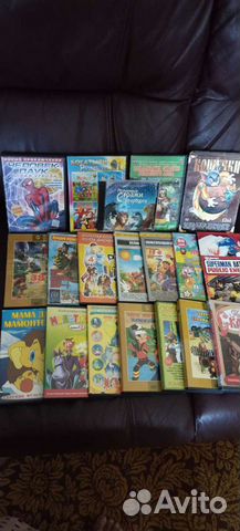 Диски с мультфильмами, играми