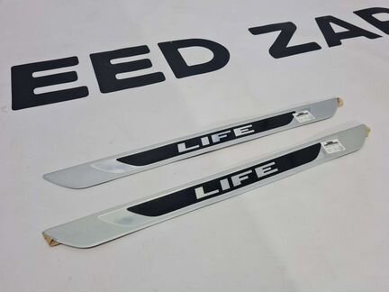 Новая Накладка порога Life VW Polo