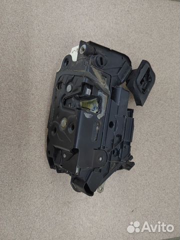 Замок задний левый Seat, Skoda, VW 5K4839015Q