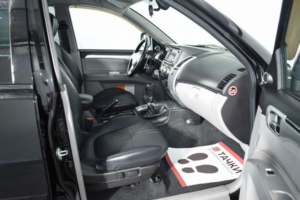 Mitsubishi Pajero Sport, 2014