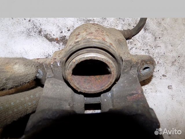 Суппорт передний правый Logan 2005-2014