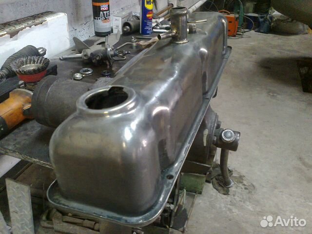 Клапанная крышка газ 21,24