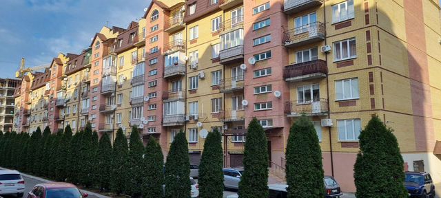 2-к. квартира, 81,9 м², 3/6 эт.