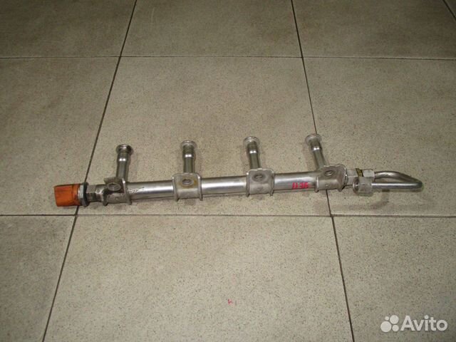 Рейка топливная (рампа) Skoda Yeti (5L)