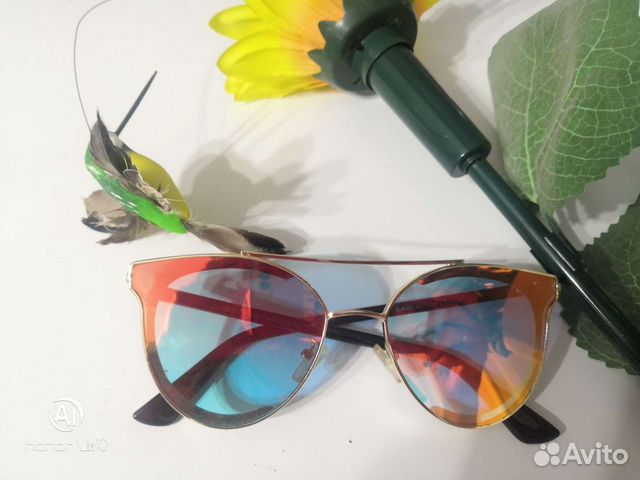 Солнцезащитные очки новые в чехле