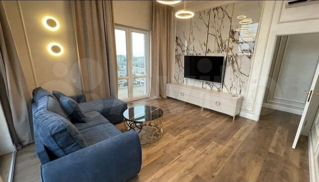 2-к. квартира, 64 м², 10/10 эт.