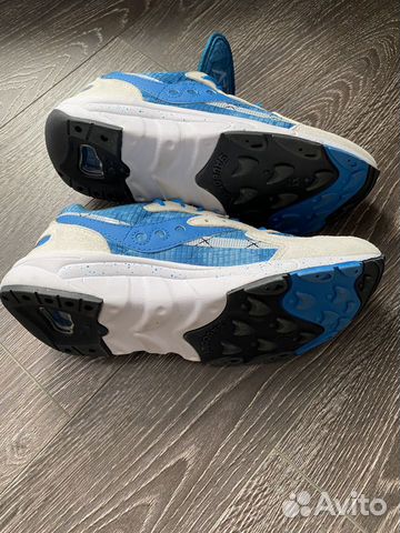 Новые кроссовки Saucony Aya