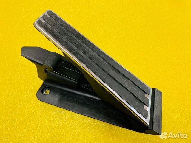 Педаль газа передняя Porsche Panamera 970 008696