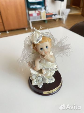 Статуэтки фигурки