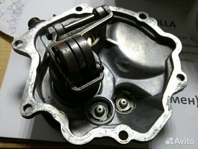 Насос вакуумный mercedes benz W201/W210/W124