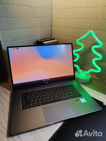 Huawei matebook D15 (ryzen 5)