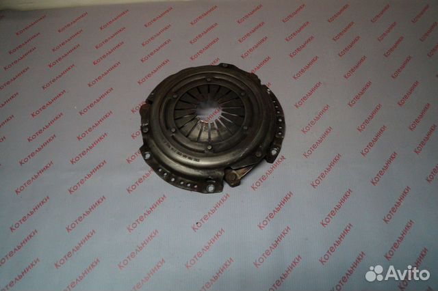 Nissan 30210-2F200 Корзина сцепления