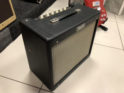 Гитарный усилитель Fender Blues Junior IV