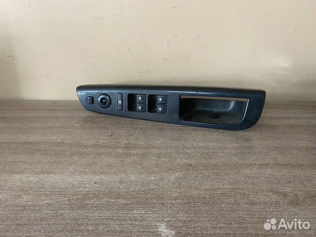 Блок управления стеклоподъемниками Киа Сид