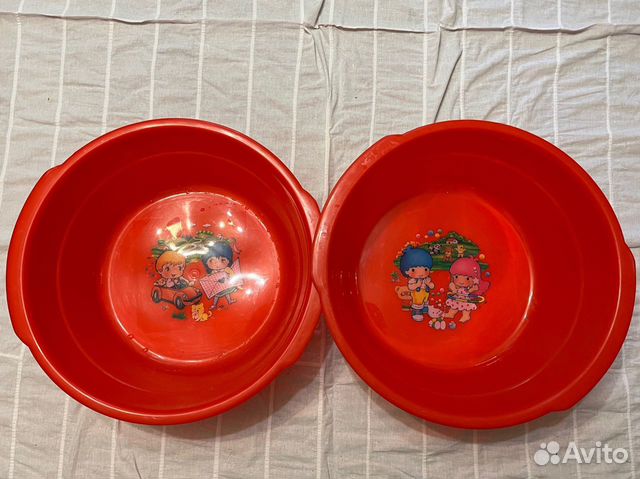 Большие пластиковые тазы и ведра 7л