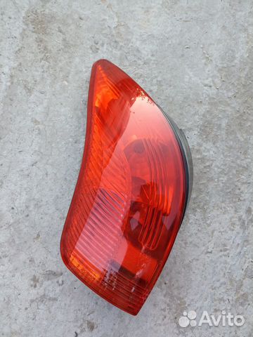 Фонарь задний левый Peugeot 308 универсал