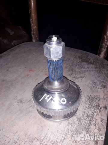 Граната на Пежо 206