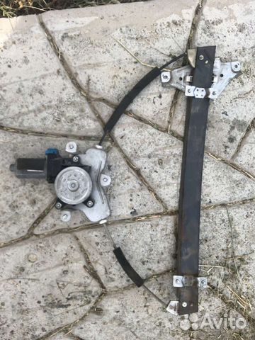 Стеклоподъемник