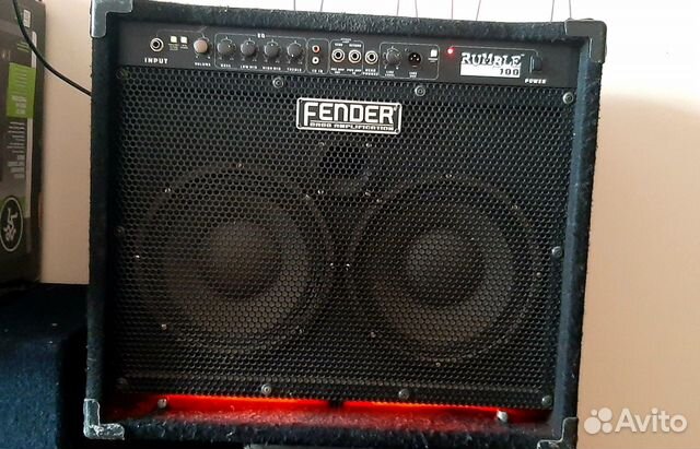 Басовый комбоусилитель Fender rumble 100