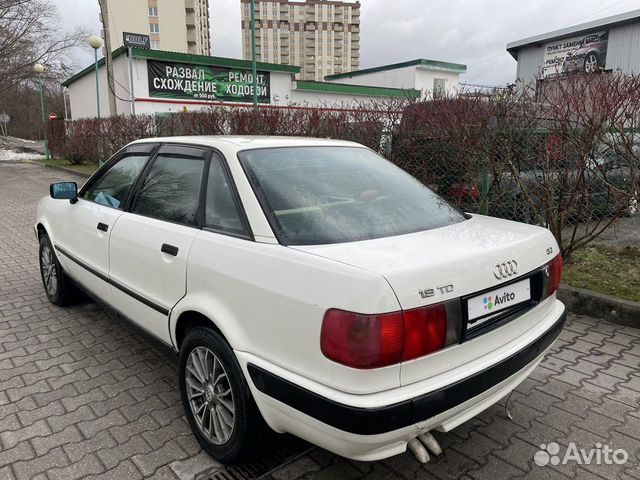 Audi 80 1.9 МТ, 1993, 300 124 км