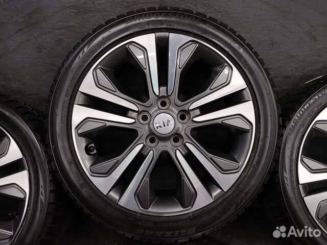 Комплект оригинальных колес KIA Optima K5 R18
