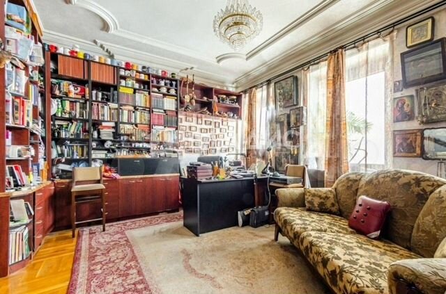 Комната 75 м² в 4-к., 4/4 эт.