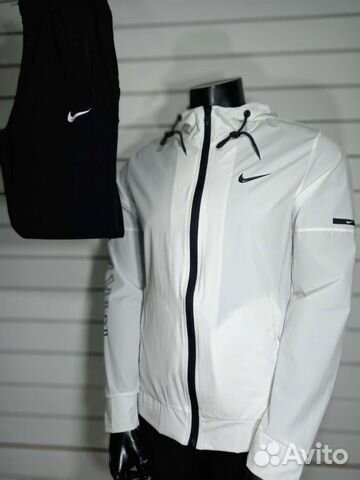 Спортивные костюмы