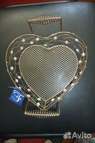 Корзинка-сердце подарочная ажурная новая