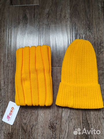 Комплект шапка и снуд новый