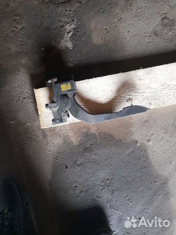 Электронный акселератор 